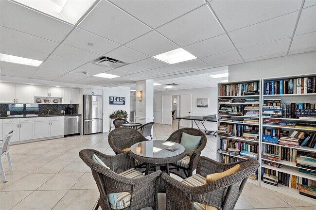 Building Photo - 1500 S Ocean Blvd