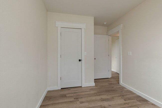 Building Photo - BRAND NEW 3 Bedroom | 2 Bathroom | 2 Car Garage HOME -- 1400 sqft, PETS WELCOME!