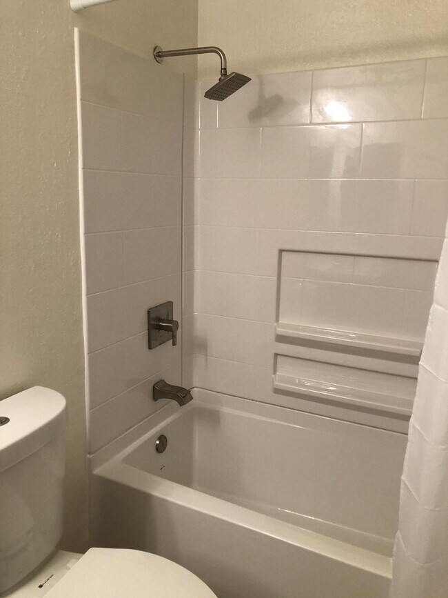 Building Photo - 500 S 3rd St