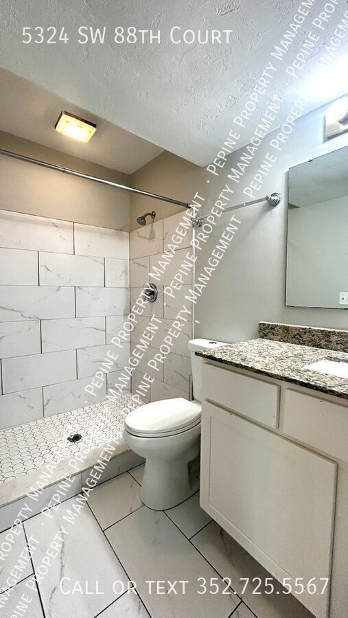 Building Photo - 5324 SW 88 Ct