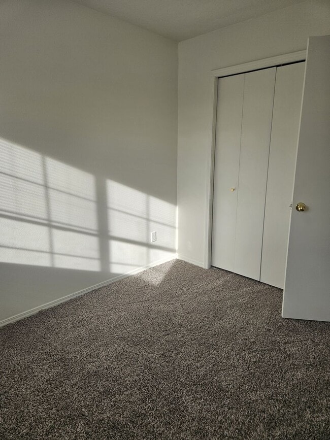 Building Photo - 3 bedroom home in Nampa