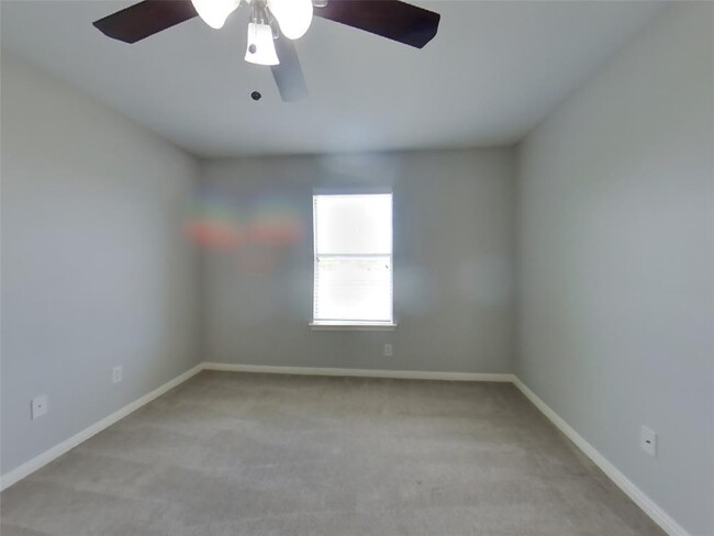 Building Photo - 5029 Hauna Ln