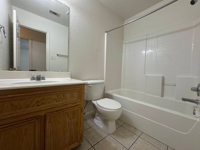 Building Photo - 311 Cedar Ridge Dr