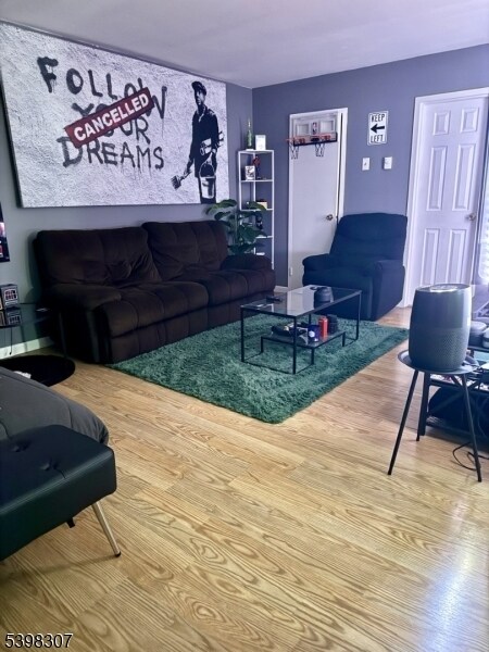 Building Photo - 469 River Styx Rd