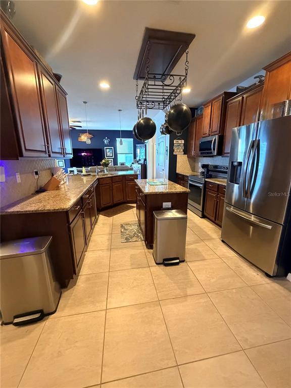 Building Photo - 416 Bahama Grande Blvd