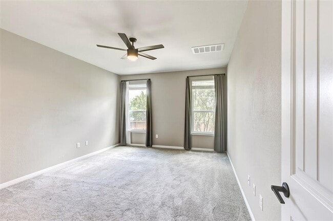 Building Photo - 245 Deep Creek Dr