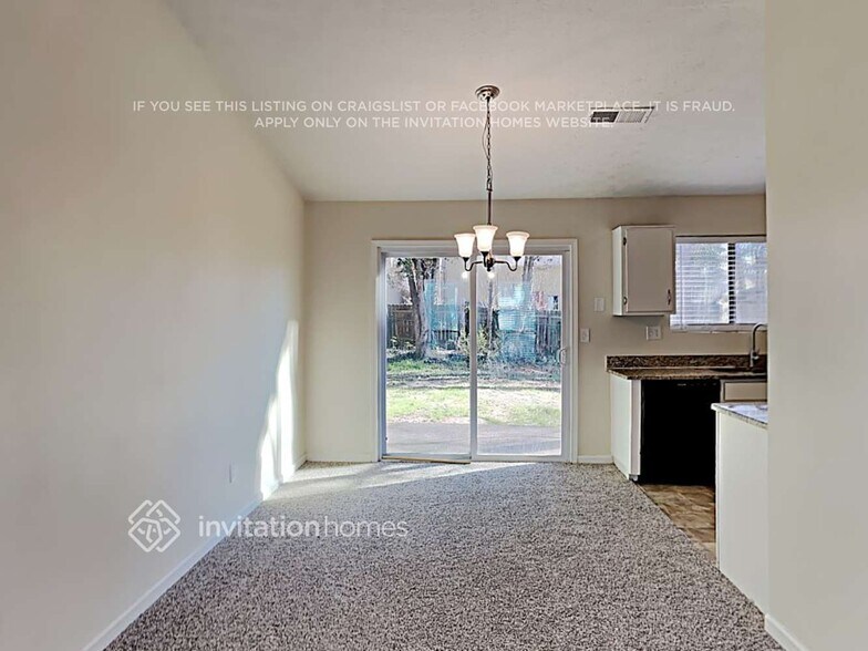 Building Photo - 939 Bermuda Ct