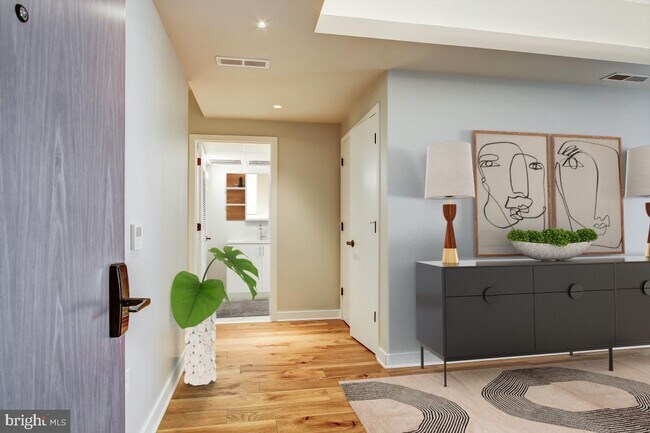 Building Photo - 1781 N Pierce St