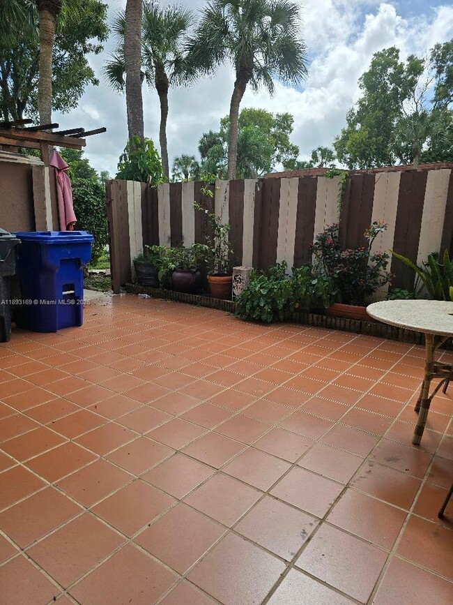 Building Photo - 8369 N Coral Cir