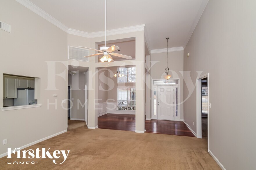 Building Photo - 1011 Alden Glen Dr