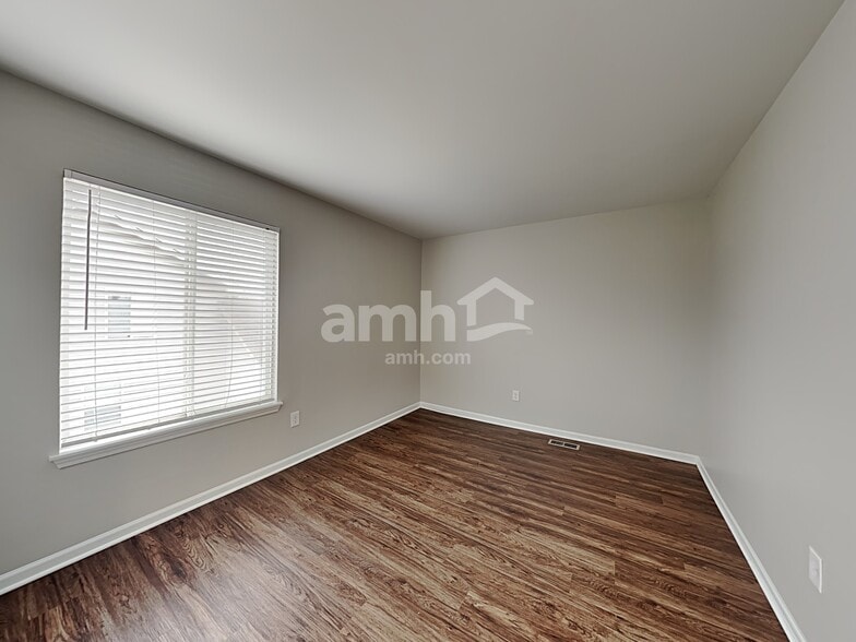 Building Photo - 13804 W Jonesport Ct