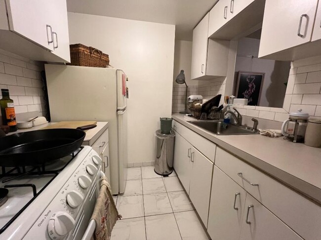 Building Photo - 1 bedroom in Brooklyn NY 11238