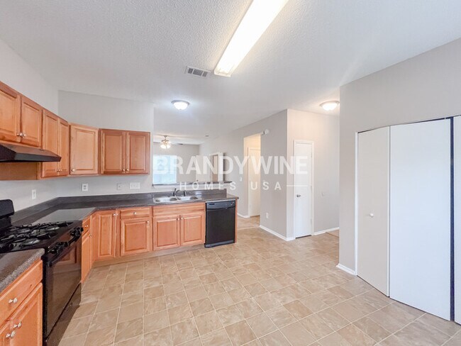 Building Photo - 3154 Snapfinger Ln