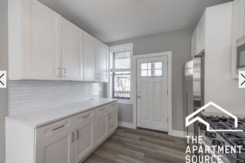 Building Photo - 3933 N Janssen Ave