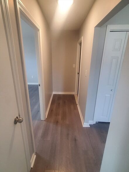 Building Photo - 215 Pearl St