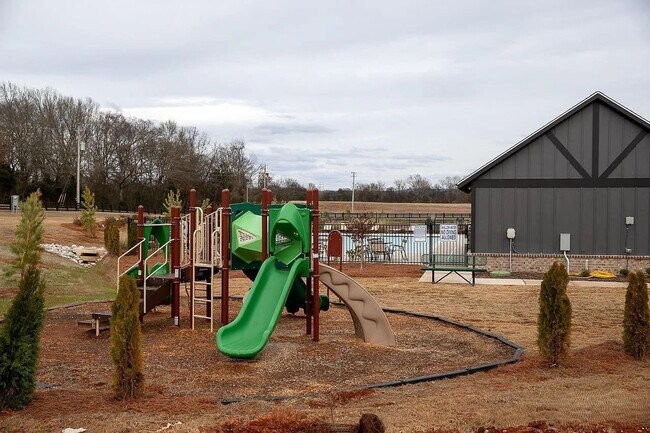 Building Photo - NEW CONSTRUCTION - Spacious Sifford Plan with Three Car Garage!