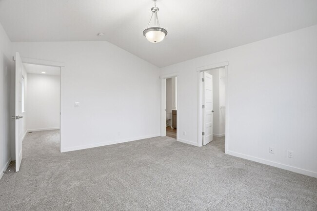 Building Photo - 1506 N Michigan Ln