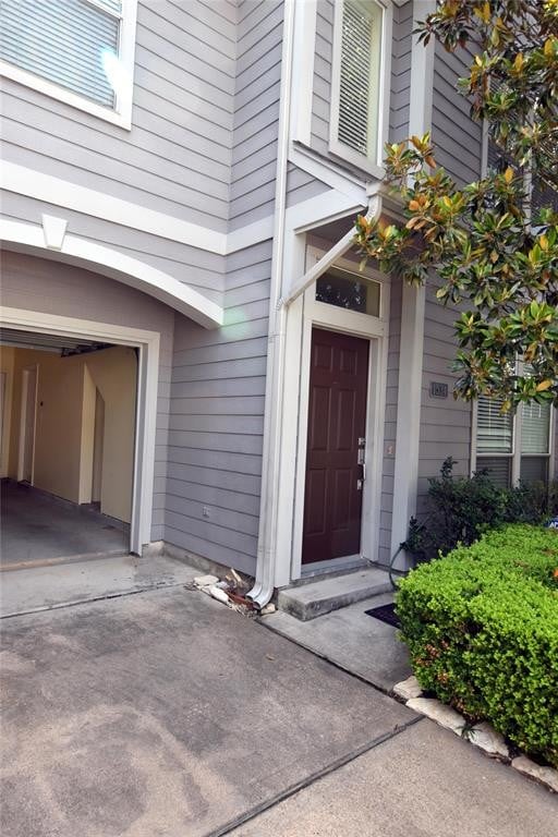 Building Photo - 1534 Sutton St