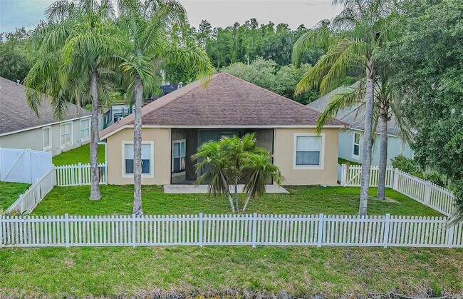 Building Photo - 1550 Maximilian Dr