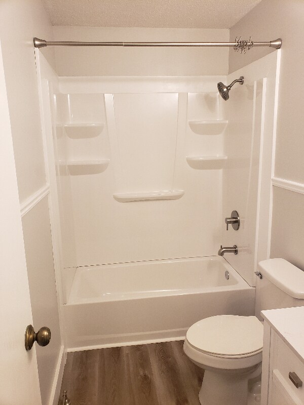 Building Photo - 4055 S Thornapple Hollow