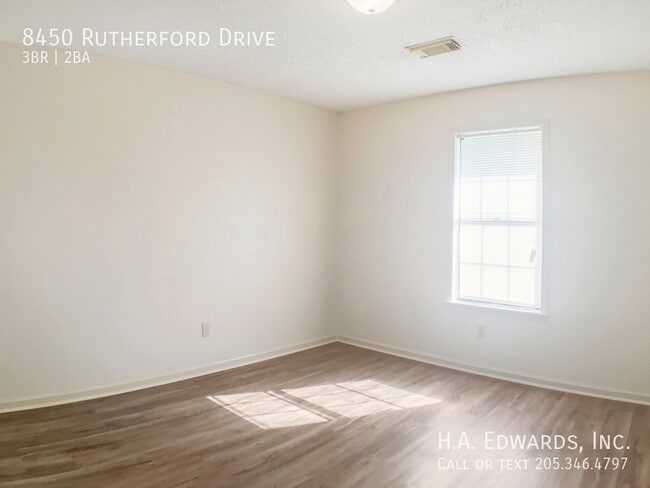 Building Photo - 8450 Rutherford Dr