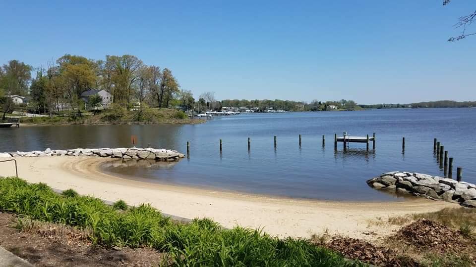 Building Photo - 2209 Shore Dr