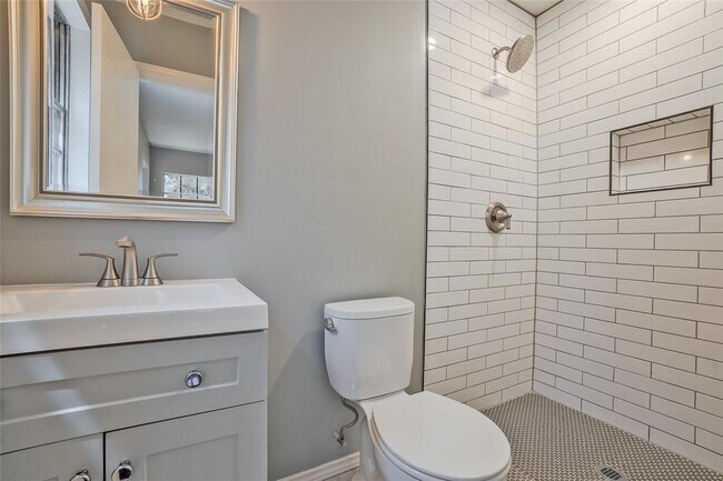 Building Photo - 2726 Crest Ridge Dr