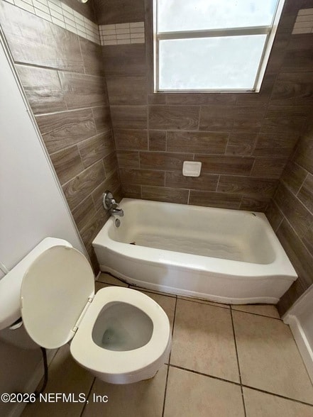 Building Photo - 837 St Clair St