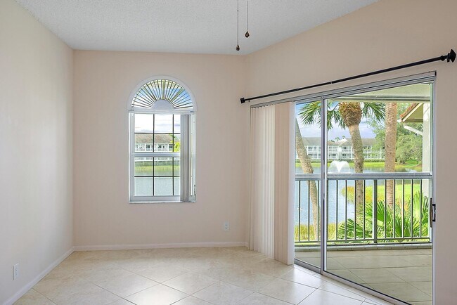 Building Photo - 216 Cypress Point Dr