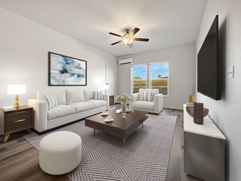 Interior Photo - Platform Warner Robins