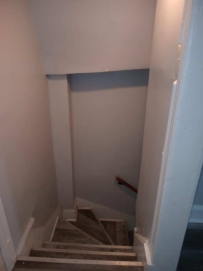 Building Photo - 105 Wilkinson Ave