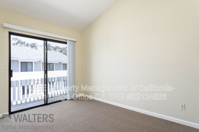 Building Photo - 3990 Mahaila Ave