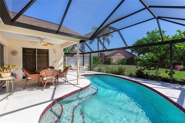 Building Photo - 4527 Hamlets Grv Dr