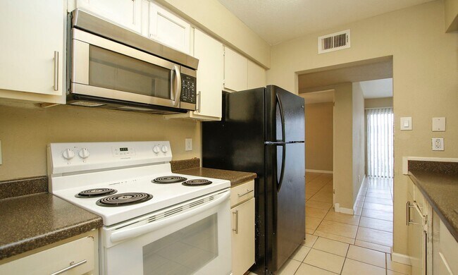 Building Photo - For Lease and Accepting Housing Vouchers | 3 Bed, 2 Bath | 1,237 Sq Ft |  Hearthwood II Community |
