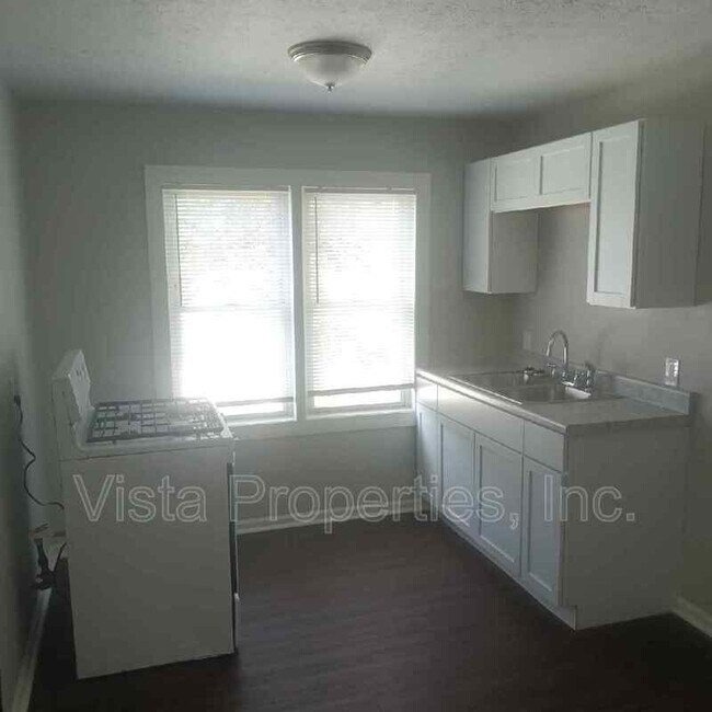 Building Photo - 301 N 41st St