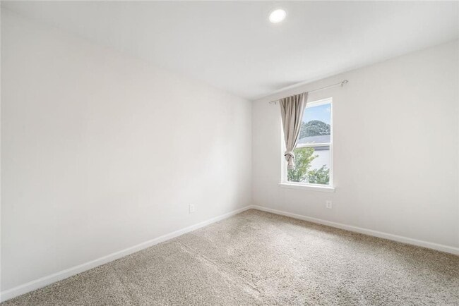 Building Photo - 1510 Lyon Wy Dr