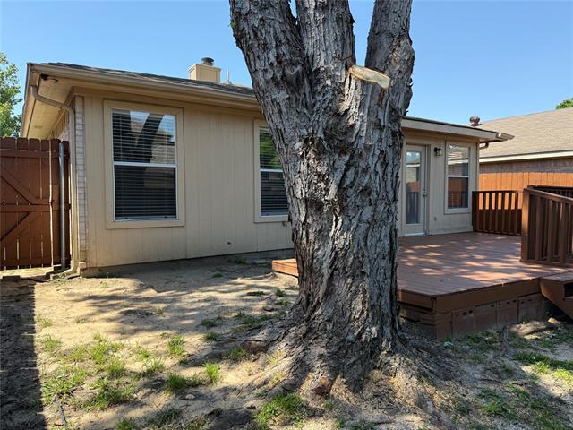 Building Photo - 10239 Blackjack Oaks Dr