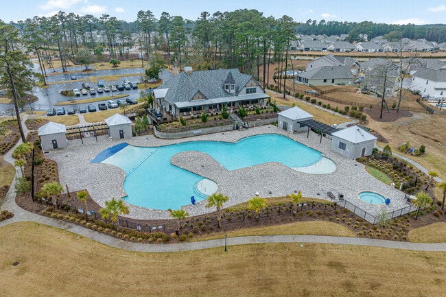 Building Photo - 2066 Ainsley Dr