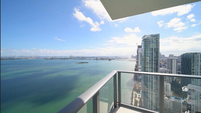 Building Photo - 3131 NE 7th Ave