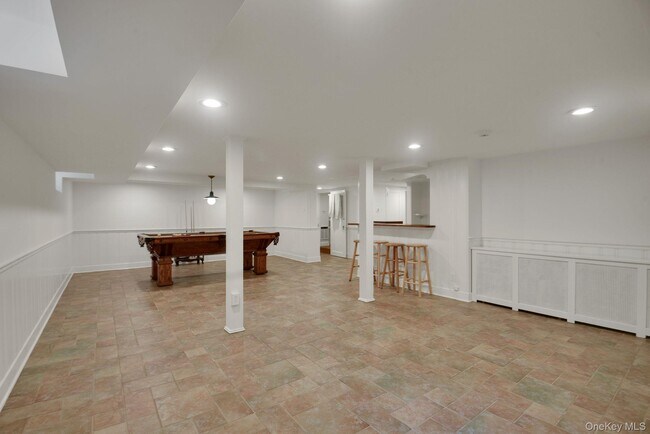Building Photo - 46 Fenimore Rd