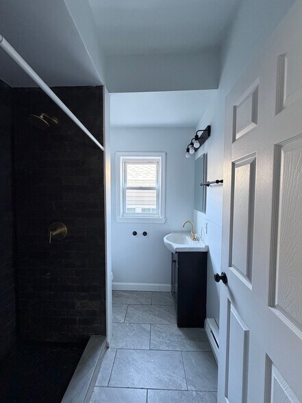 Building Photo - 59 N 15th St