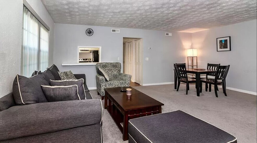 Building Photo - 5419 Hansel Ave