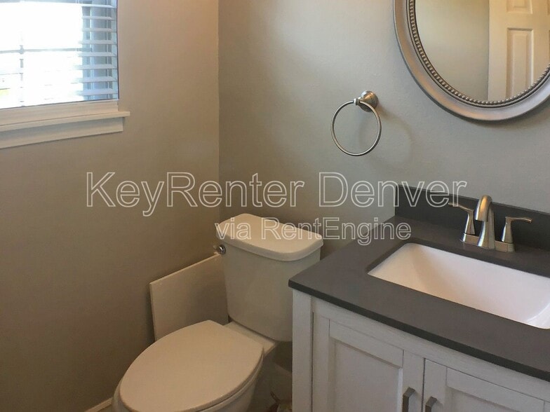 Building Photo - 1699 S Trenton St