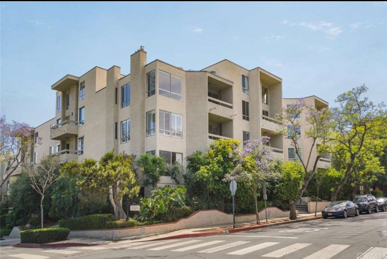 View of Complex - 8960 Cynthia St