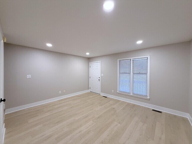 Building Photo - Cozy 2 Bedroom Unit in Garner!