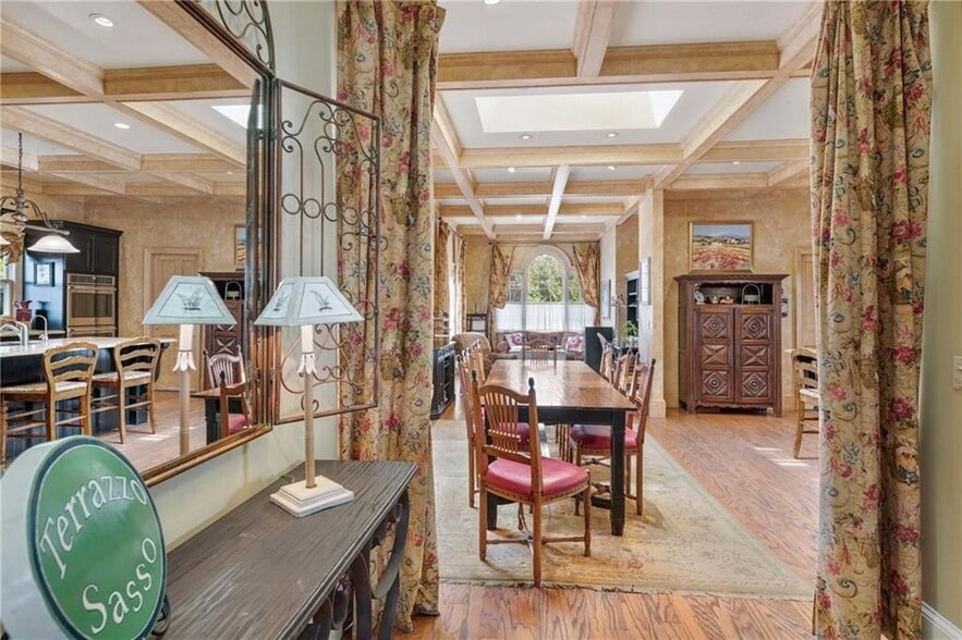 Building Photo - 287 Gibbs Ave