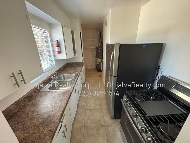 Building Photo - 4617 Eastland