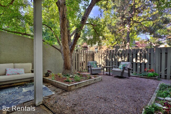 Building Photo - 3 br, 2.5 bath House - 2924 Glenwood Drive