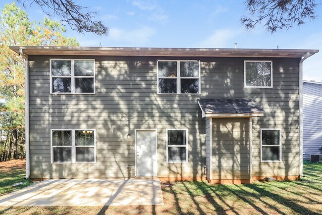 Building Photo - 97 Moss Way