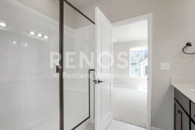 Building Photo - 421 Millwall Cir